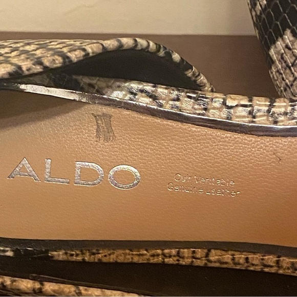 Aldo Snakeskin Flat Loafer Shoe Size 7 Pointy Toe Slip On Casual - Picture 8 of 10